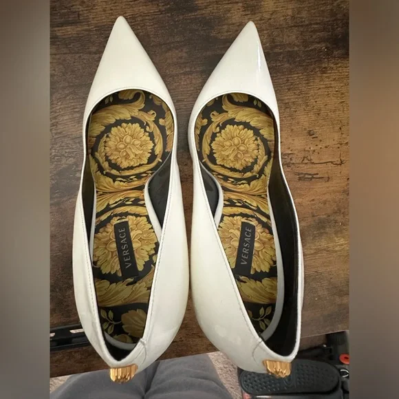 Versace Barocco Pumps